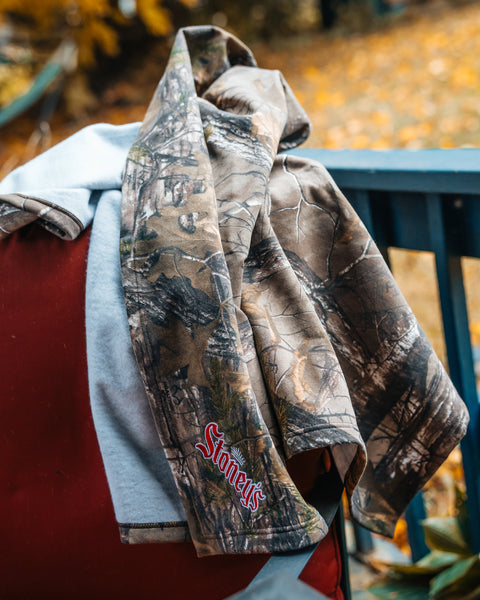 Stoney’s x Realtree Throw Blanket